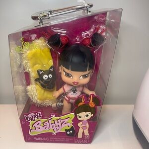 Bratz Babyz Jade Collectible Fashion Doll w/ Real Fashions & Pet NEW